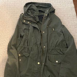 Green spring jacket